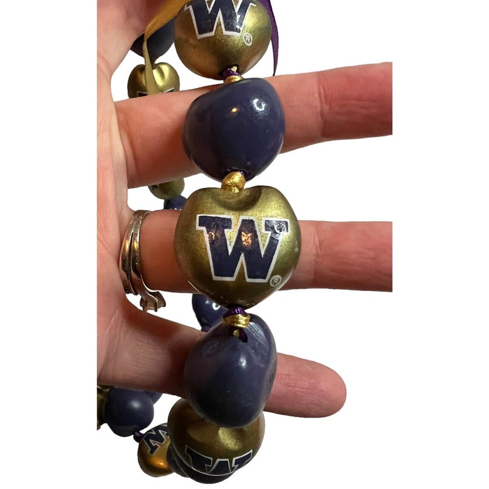 University Of Washington College UW Huskies Hawaiian Kukui Nut Necklace Ribbon